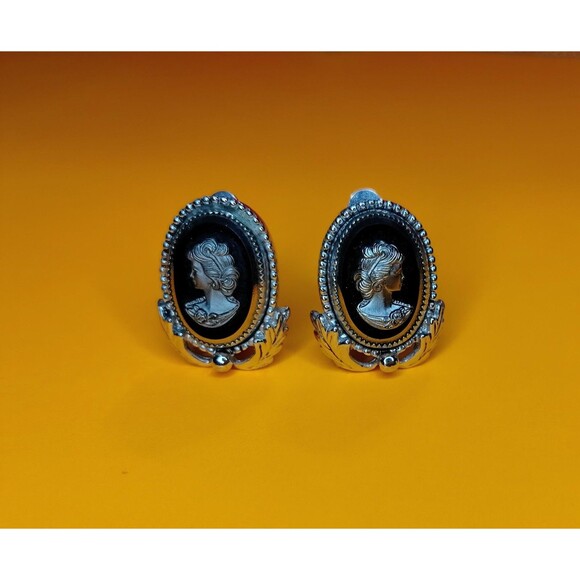 Vintage Whiting Davis Cameo Necklace Ring Earrings Set Silver Tone Jewelry Onyx - Picture 7 of 16